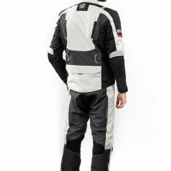Pantaloni Moto Touring Befast VICTORY PANT CE Certificati 3 Strati Nero Grigio Chiaro 14 Pantaloni Moto Touring Befast VICTORY PANT CE Certificati 3 Strati Nero Grigio Chiaro -Negozio al dettaglio BEFAST 2022 shooting befast victory nero grigio chiaro 2 2