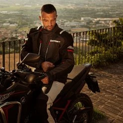 Giacca Moto Touring Befast VICTORY CE Certificata 3 Strati Nero 19 Giacca Moto Touring Befast VICTORY CE Certificata 3 Strati Nero -Negozio al dettaglio BEFAST 2022 victory2 2